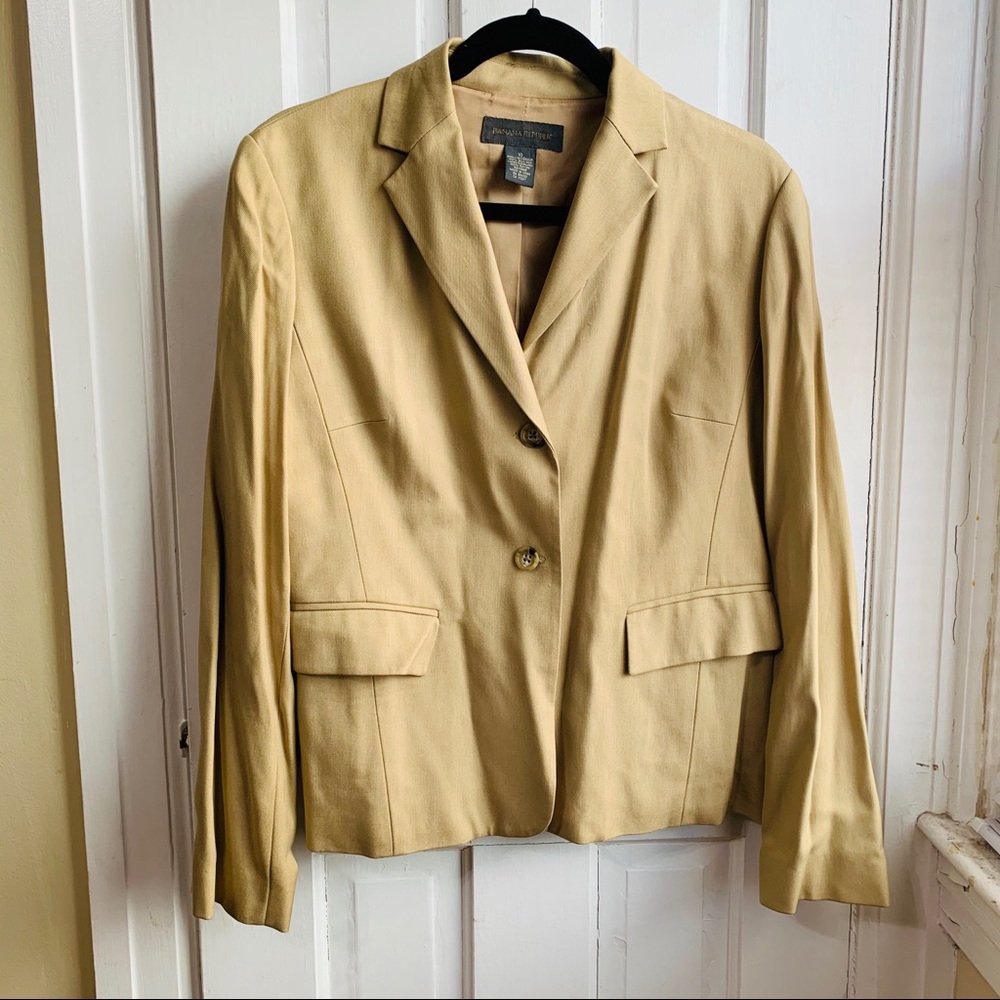 Banana Republic | Silk Blazer